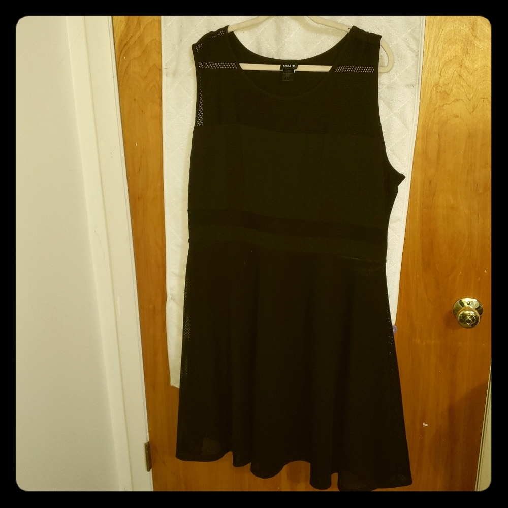 Torrid sz 3 black mesh top dress